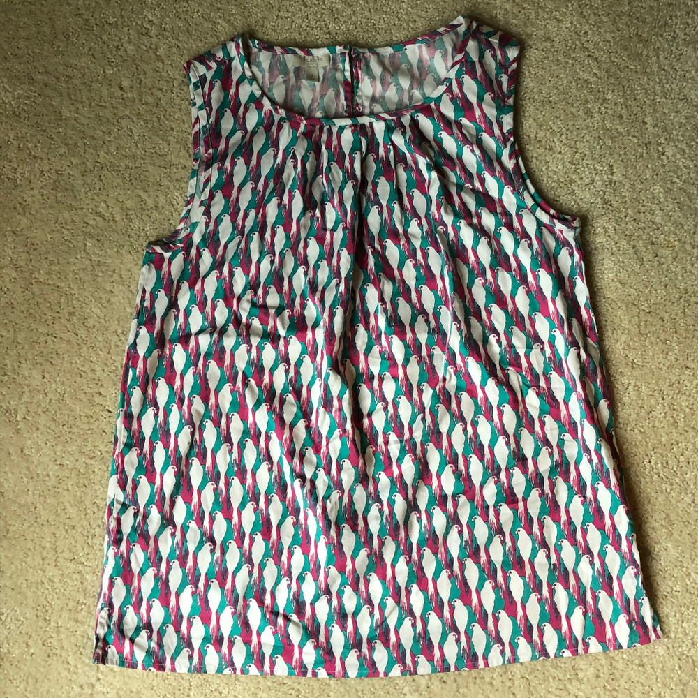 Parrot top